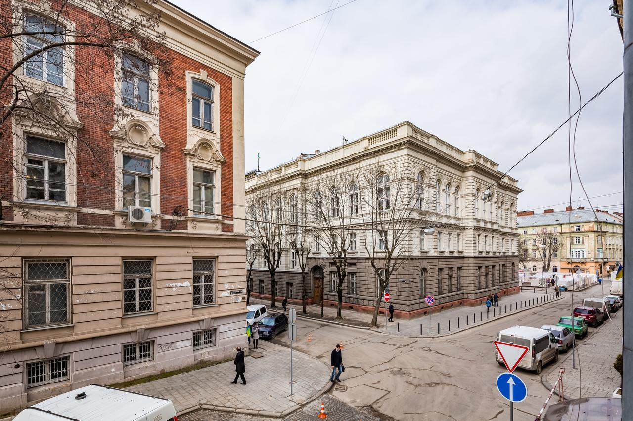2 Virmens'Ka Apartment Lemberg Exterior foto